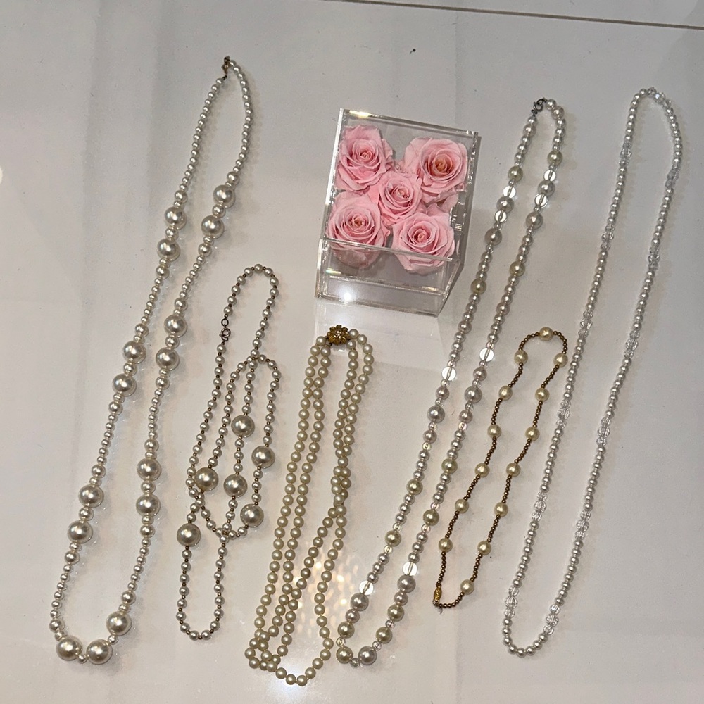 Elegant Pearl Vintage Necklace Lot 6